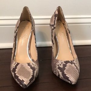 Jessica Simpson Snake Skin Platform Pump Size 10